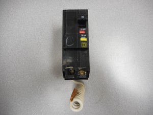 SQUARE-D-QOB230GFI5237-CIRCUIT-BREAKER-2-POLES-30A-10KA-120-240V-60HZ-TYPE-TIPO