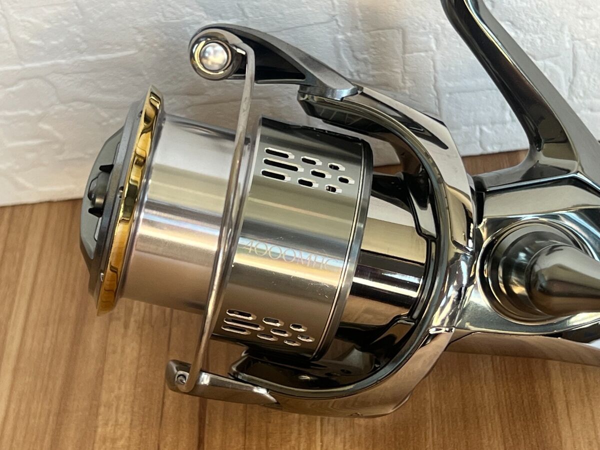Shimano 18 Stella 4000MHG Spinning Fishing Reel 5.8 Gear Shimano 18 Stella 4000MHG Spinning Fishing Reel 5.8 Gear