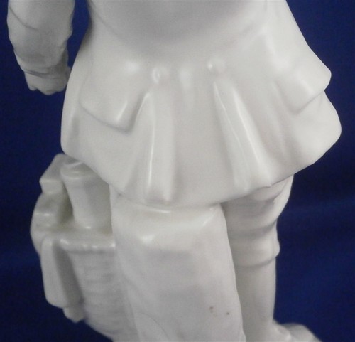 Antiq. Royal Vienna Cris de Paris Porcelain Figurine Figure Porzellan Figur Wien - Picture 8 of 11