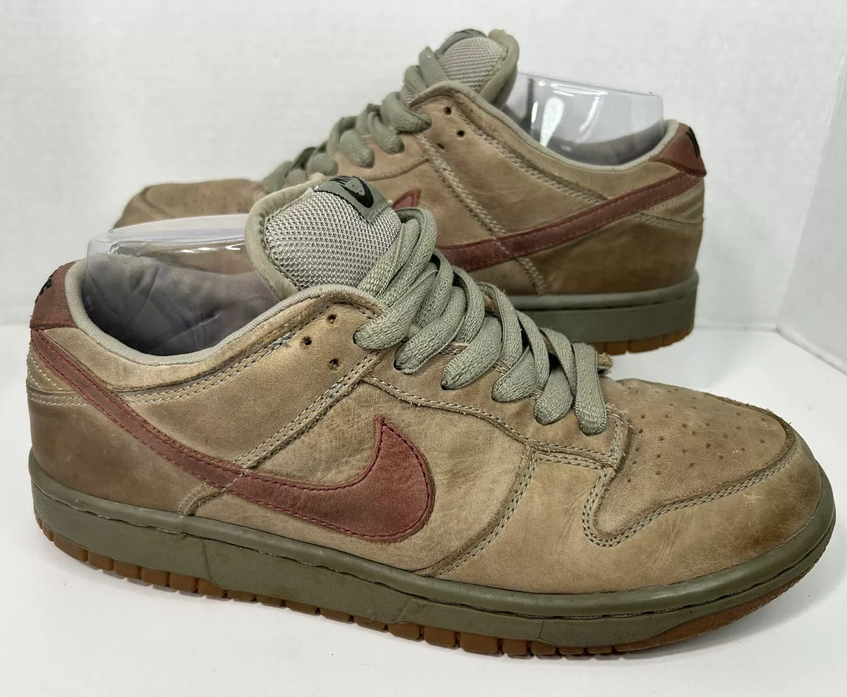 2004 Nike SB Dunk Low Pro Grits 304292 261 Grit Team Red Men s Size 8.5