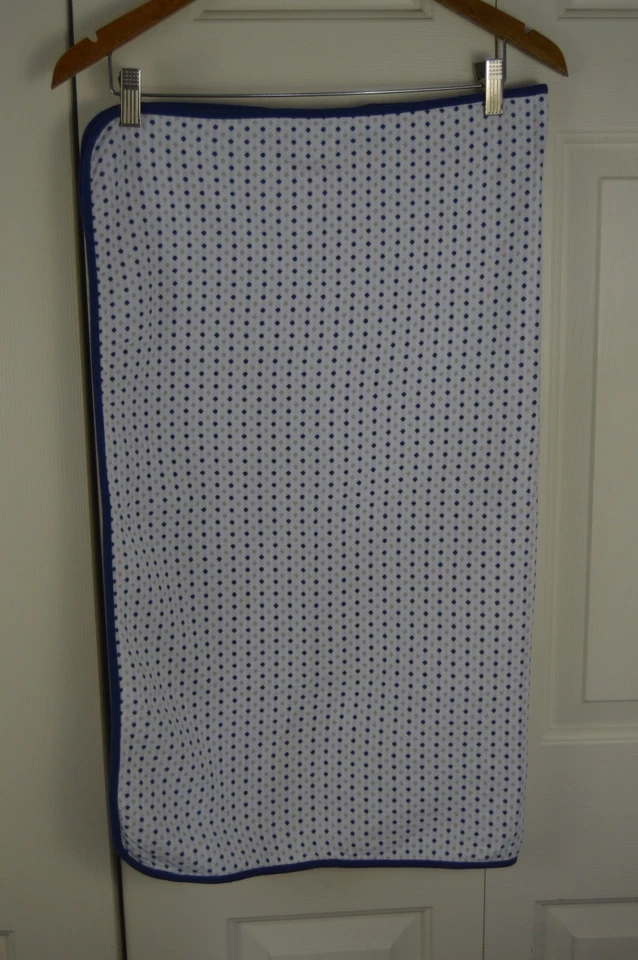 Manta bebé Living Textiles rayas puntos azul blanco gris seguridad Lovey Foto 2 de 4