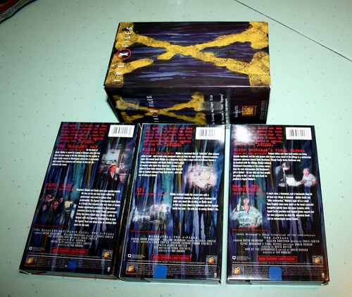 X-Files 3rd Season 6 Episodes 3 Tape VHS Box Set 1997 Duchovny Anderson - Picture 5 of 10