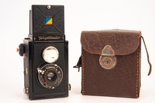 Voigtlander Brillant 120 TLR Box Camera with Voigtar 75mm f/6.3 Lens  Case V21