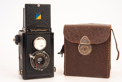 Voigtlander Brillant 120 TLR Box Camera with Voigtar 75mm f/6.3 Lens & Case V21