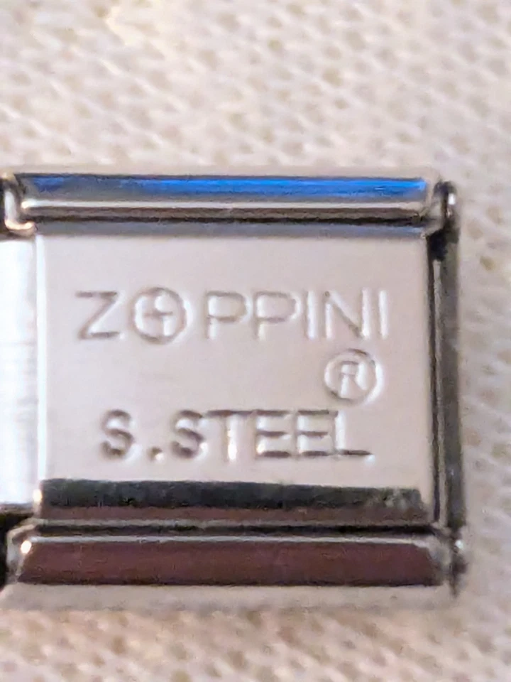 Authentic Zoppini Puffy 18k Gold Letter A Free Shipping B1 - Image 2 of 2
