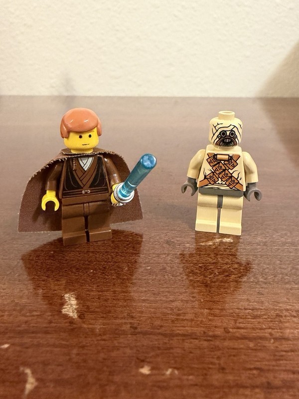Starwars Minifigures Anakin Skywalker & Tusken Raider - 7113 manual and box art