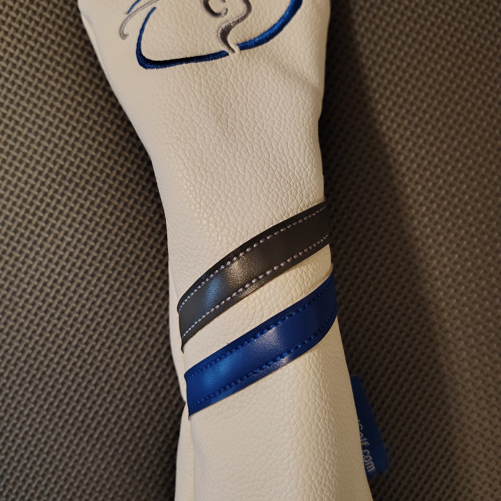 Global Golf White Stripes Hybrid Utility Head Cover / Nice Used Condition