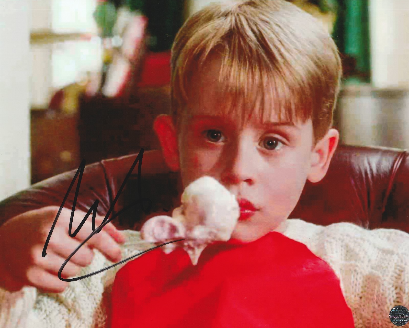 Macaulay Culkin Signed Autographed Home Alone 8x10 Photo with COA/Hologram