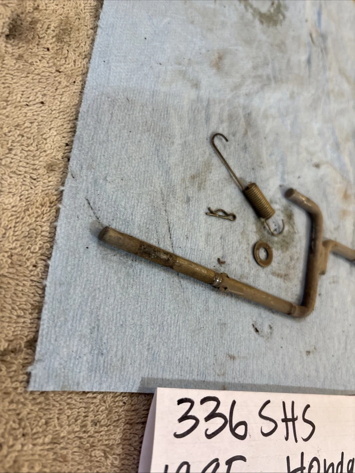 Honda ATC 125M 1985 palanca de liberación de pestillo de asiento 336 Foto 3 de 4