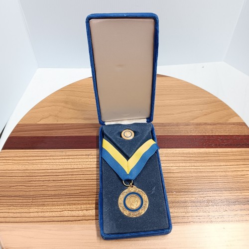 Ribbon Medal Case & Pin  PAUL HARRIS FELLOW AWARD for Rotary International