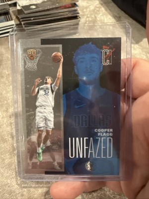 クパーフラッグ 2025-26 Topps Signature Class Cooper Flagg Chrome Unfazed Dallas