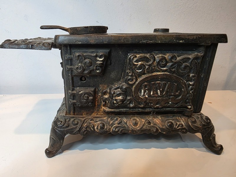 Antique RIVAL Cast Iron Toy Stove Miniature Doll Oven Range c1895-1900