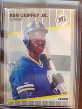 1989 Fleer Baseball Ken Griffey ROOKIE (Card #548). rookie card picture