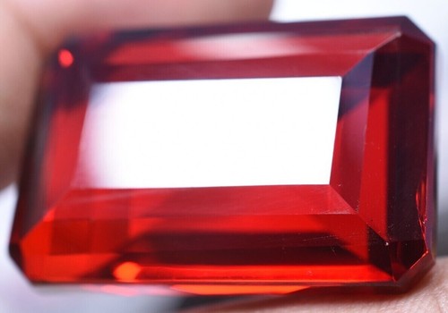 Extremely Flawless 83.90 Ct Splendid Red Topaz GGL Certified Lab Created Gem - Picture 2 of 5
