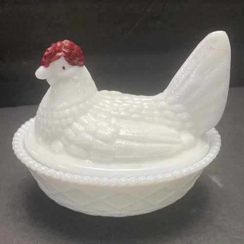 Vintage Westmoreland White Milk Glass Hen on Nest with Red Comb & Eyes, 5.5”.