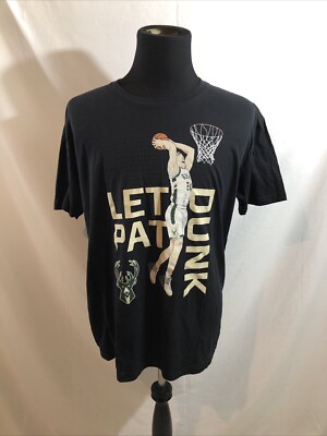 NBPA Milwaukee Bucks NBA  Let Pat Dunk  Black Short Sleeve T - Men s XL