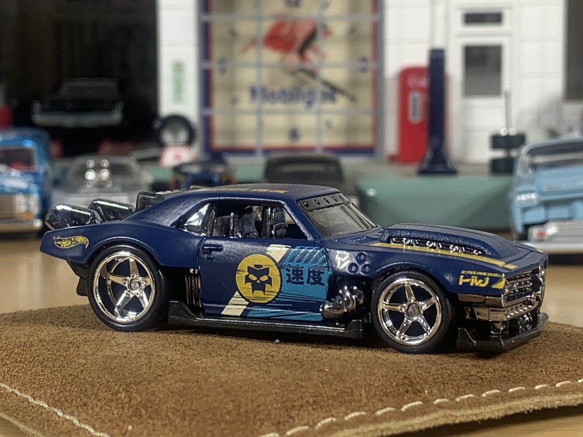 hotwheels Custom Camaro 状態悪　ミニカー　開封済　破損有 Hot Wheels Custom '68 Camaro 🏁🏁 HW Slammed 2/5 New For