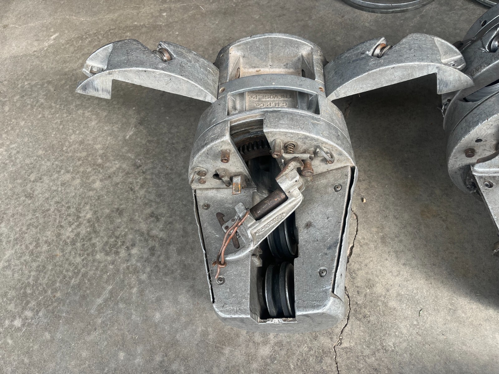 Lot of General Machine Product GMP Cable Lasher Lashing Lineman Machine