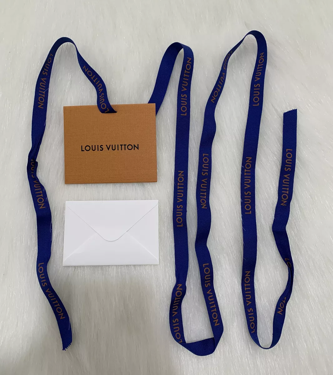 Louis Vuitton Blue Ribbon in 2023  Louis vuitton, Vuitton, Blue ribbon