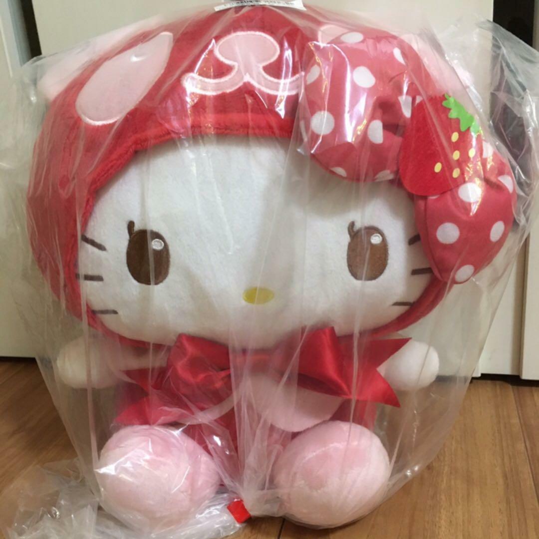large stuffed hello kitty