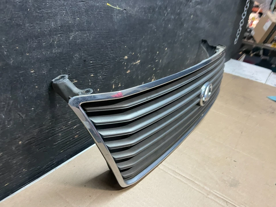 Parrilla superior delantera Lexus LS400 1995 a 1997 OEM T3876 DG Foto 3 de 4