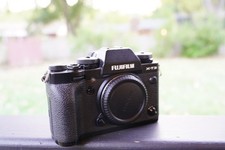 Fujifilm X-T3 Body Black, 2 Batteries, Charger, original box - Read -
