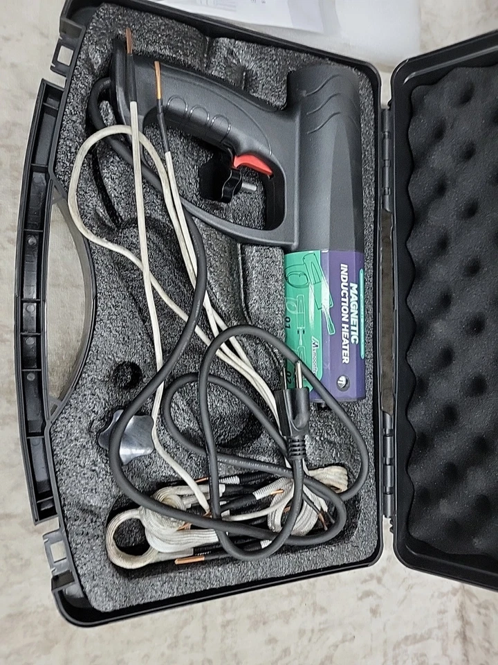 Herramienta de extracción de pernos de calentador de inducción 1500 W, 8 bobinas y estuche resistente para tuercas, pernos... Foto 3 de 4