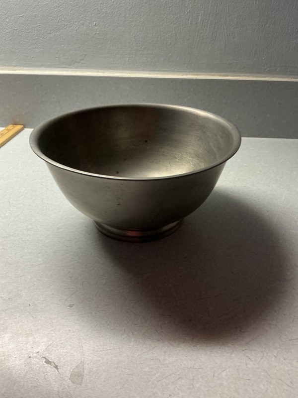Oneida Heirloom Pewter Bowl