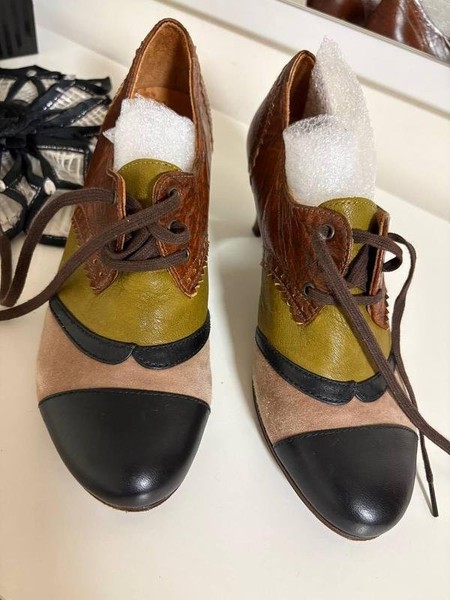Women Chie Mihara Heels Brown Leather 37