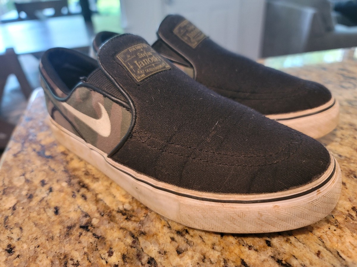 Nike SB Stefan Janoski Black Camo Canvas Slip On Sz. 5Y Nike SB Stefan Janoski Black Camo Canvas Slip On Sz. 5Y