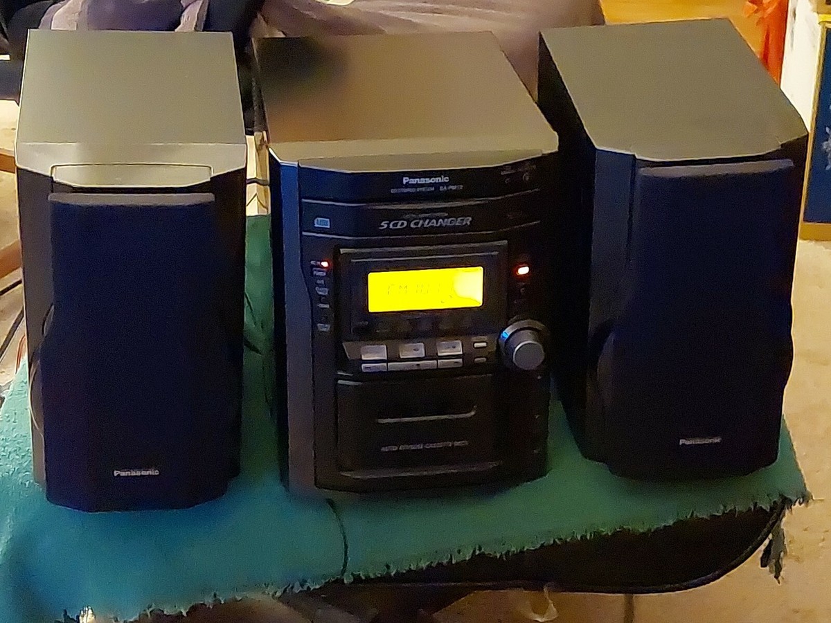 PANASONIC SA-PM12 CD/CASSETTE AM/FM DIGITAL STEREO SYSTEM WITH 2 