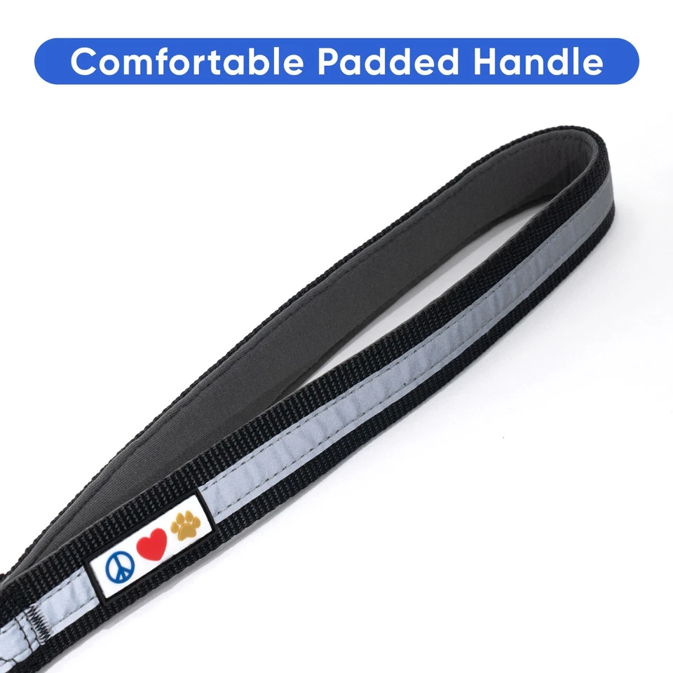 Correa de entrenamiento corta para perro 1 ft mango acolchado correa reflectante para perro Foto 3 de 4