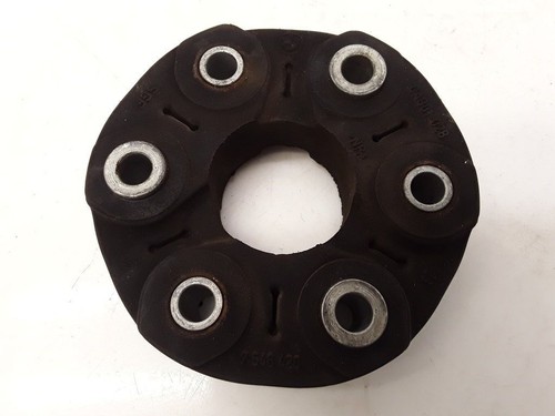 BMW E61 E60 520D 130kW Diesel 2008 Diff Antriebswelle Halterung Gelenk 7546425