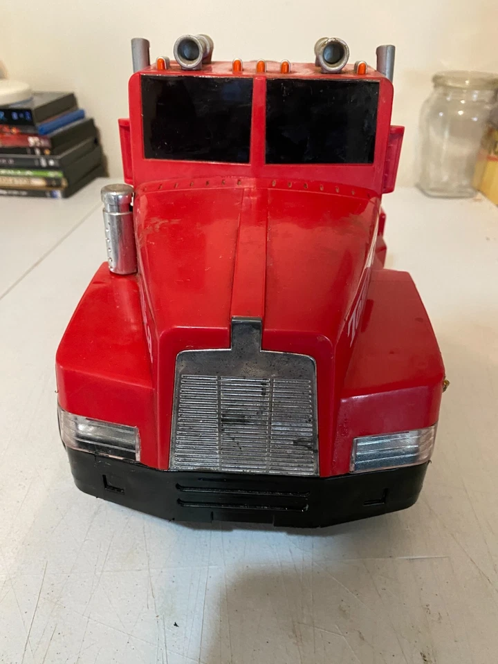 Редкая Tonka 2001 Большая Красная Платформа Kenworth Руки на Управлении - Изображение 2 из 4