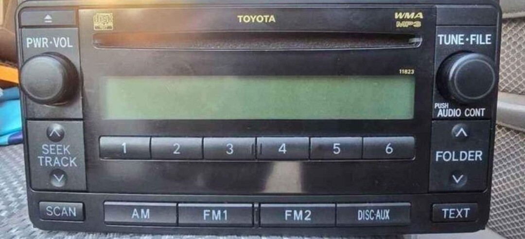 2003-2008 Toyota 4Runner CD Cassette Radio Receiver Stereo Unit OEM