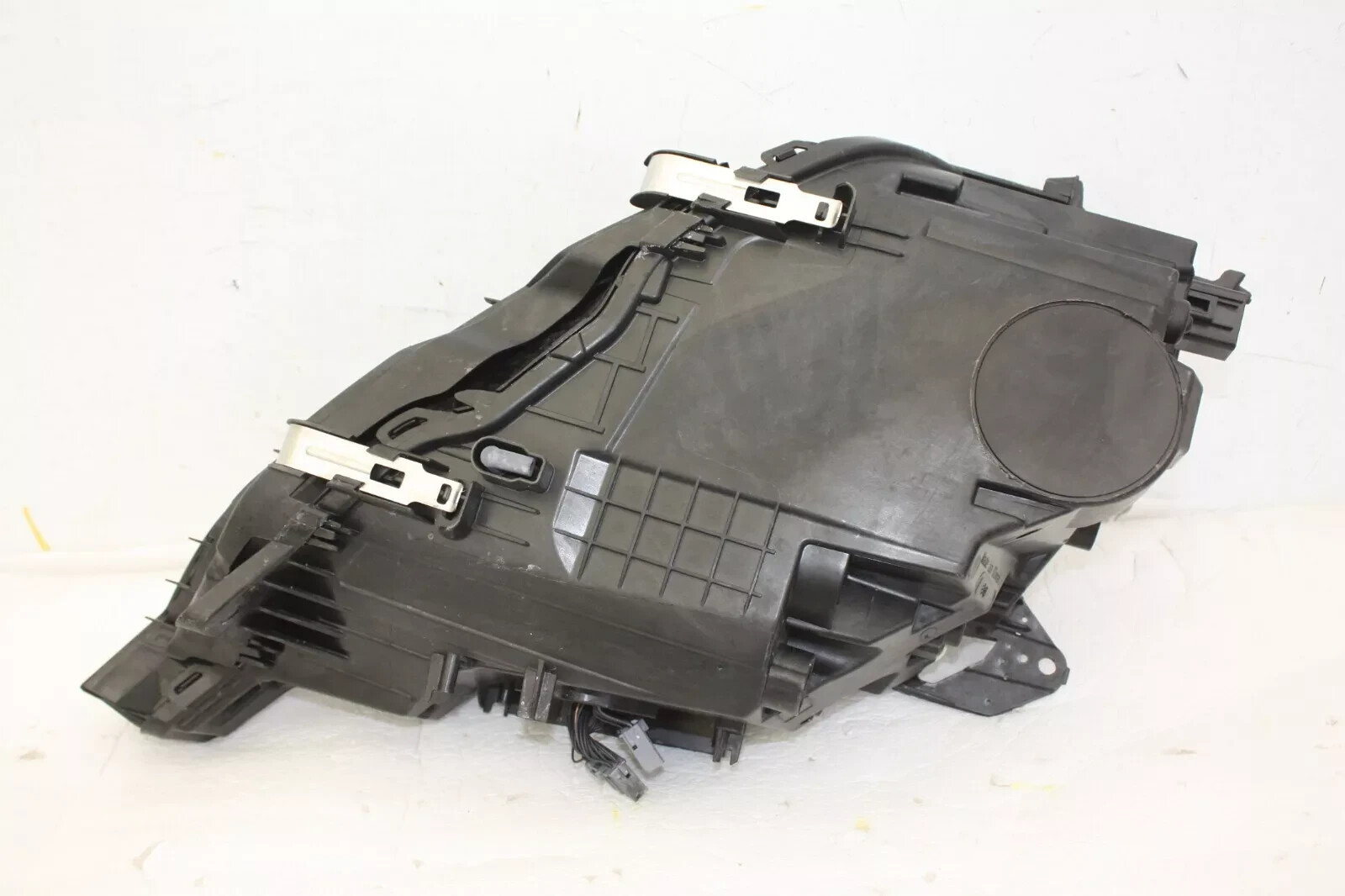 Volvo XC60 Left Side LED Headlight 32342510 Genuine for sale 