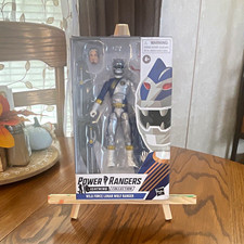 Hasbro Power Rangers Lightning Collection Lunar Wolf Ranger Figure Boxed Sword