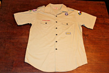 Boy Scouts of America BSA Men's Shirt Tan Large Sewn Patches Short Sleeve