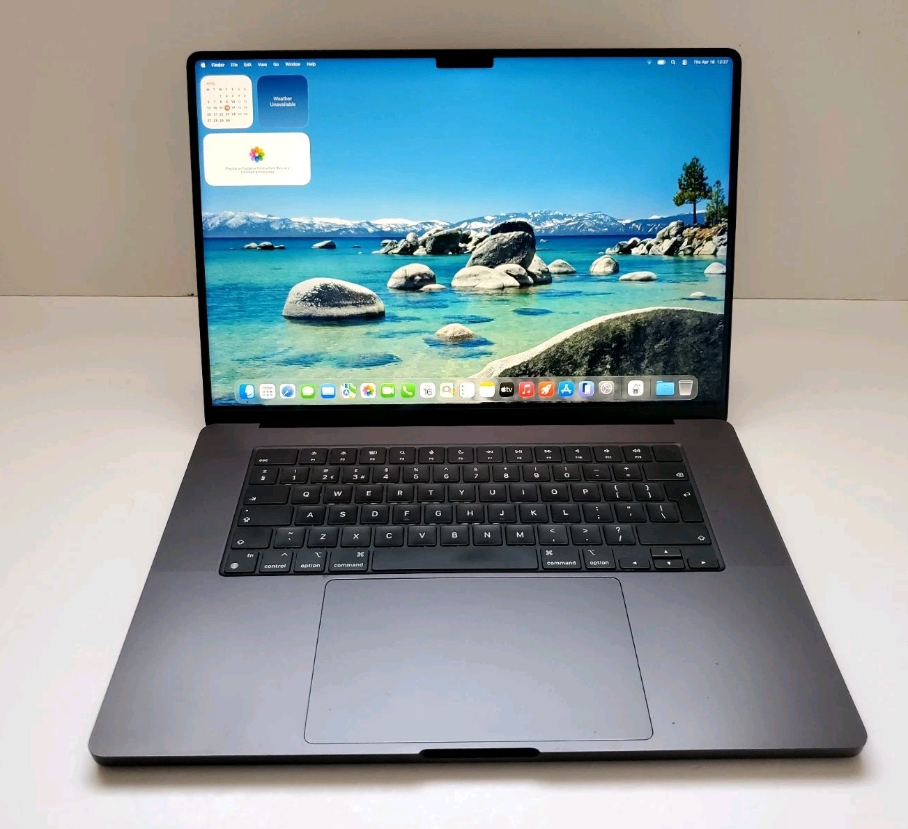 Apple MacBook Pro 16.2 Inch M3 Max 36GB RAM 14C CPU 30C GPU 1TB SSD Laptop -G686