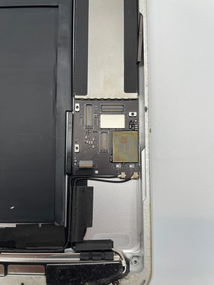 Apple iPad Air 1st Gen (A1474) Rear Housing – Silver – 9.7” Wi-Fi – AS I - Image 2 of 4