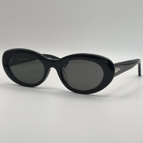 Gentle Monster LE 01 Black/Black Sunglasses 