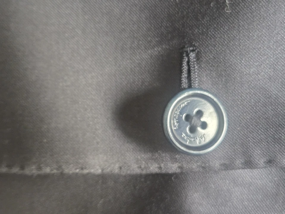 Blazer Salvatore Ferragamo Para Hombre 100% Lana Gris Dos Botones EE. UU. 46R Foto 4 de 4