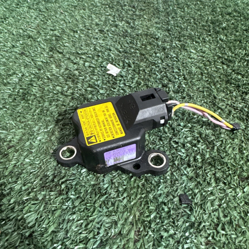 Sensor de desaceleración Toyota Land Cruiser UZJ100 DENSO Lexus LX470 1998-2007 Foto 2 de 4