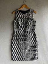 Banana Republic Dress Womens 6 Black White Pattern Sheath Career Office