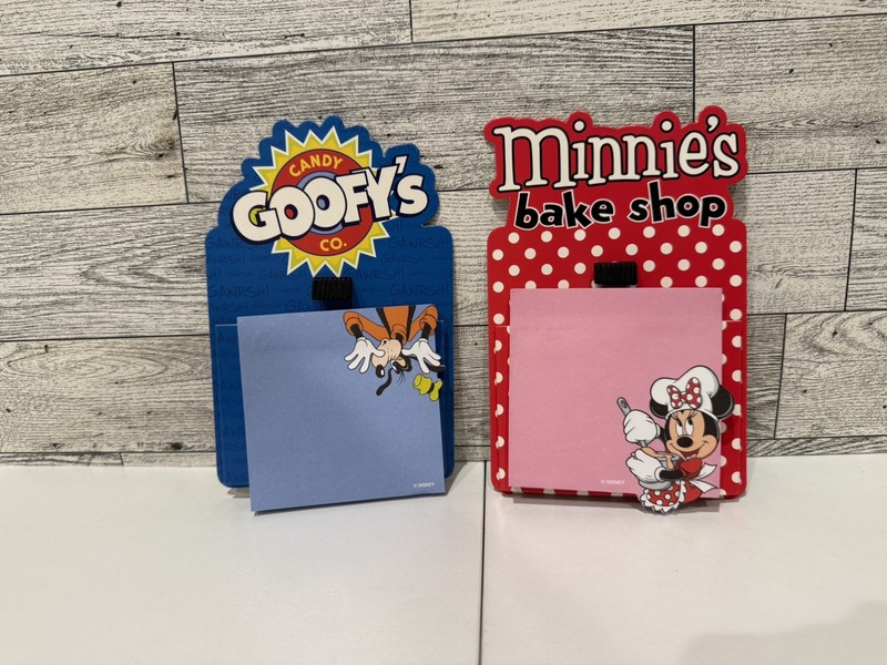 Walt Disney Post It Notes - Minnie’s Bake Shop & Goofy’s Candy Co