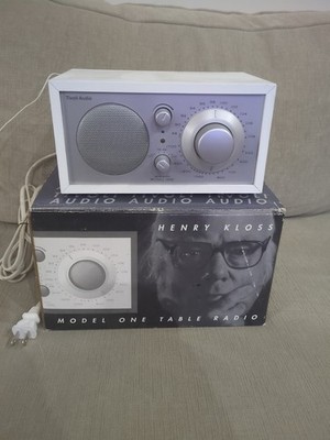 Tivoli Audio Henry Kloss Model One AM/FM Aux Radio White Tested and Works