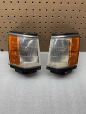 1985 1986 Toyota Camry Used Genuine Front Right Left Turn Signal Park Lamp Oem 1985 1986 Toyota Camry Used Genuine Front Right Left Turn Signal Park Lamp Oem
