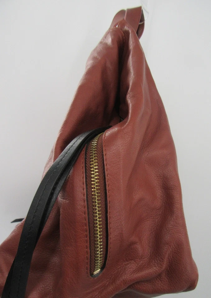 Bolso de hombro Gerard Darel de cuero marrón con detalle de cremallera con flecos negros Foto 4 de 4