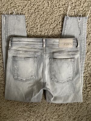 Zara Z1975 Basic Denim size 4 gray jeans distressed light