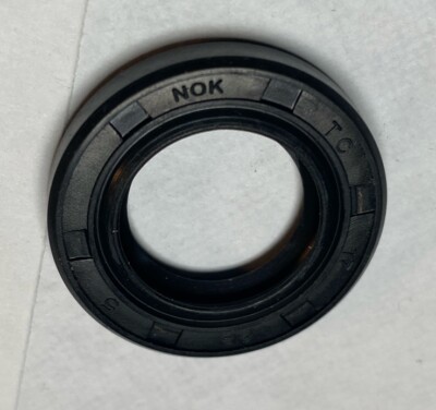 NOK  Shaft Seal TC 17 X 28 X 5